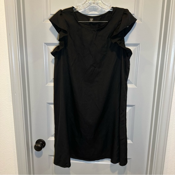 SheIn Curve Black Scoop Neck Flutter Sleeve Dress 1XL - Picture 1 of 8